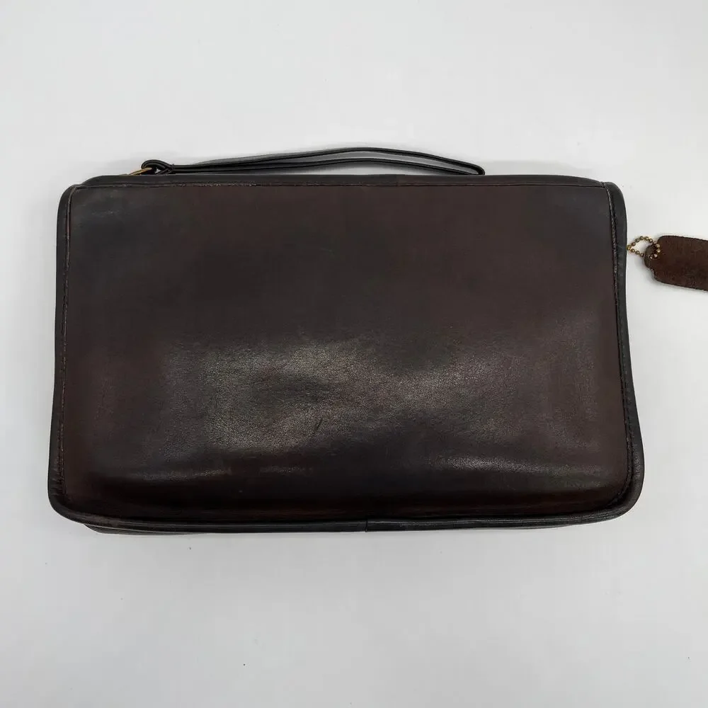 Vintage Coach NYC Standard Clutch 5140 Mocha 1980s - Picture 3 of 10